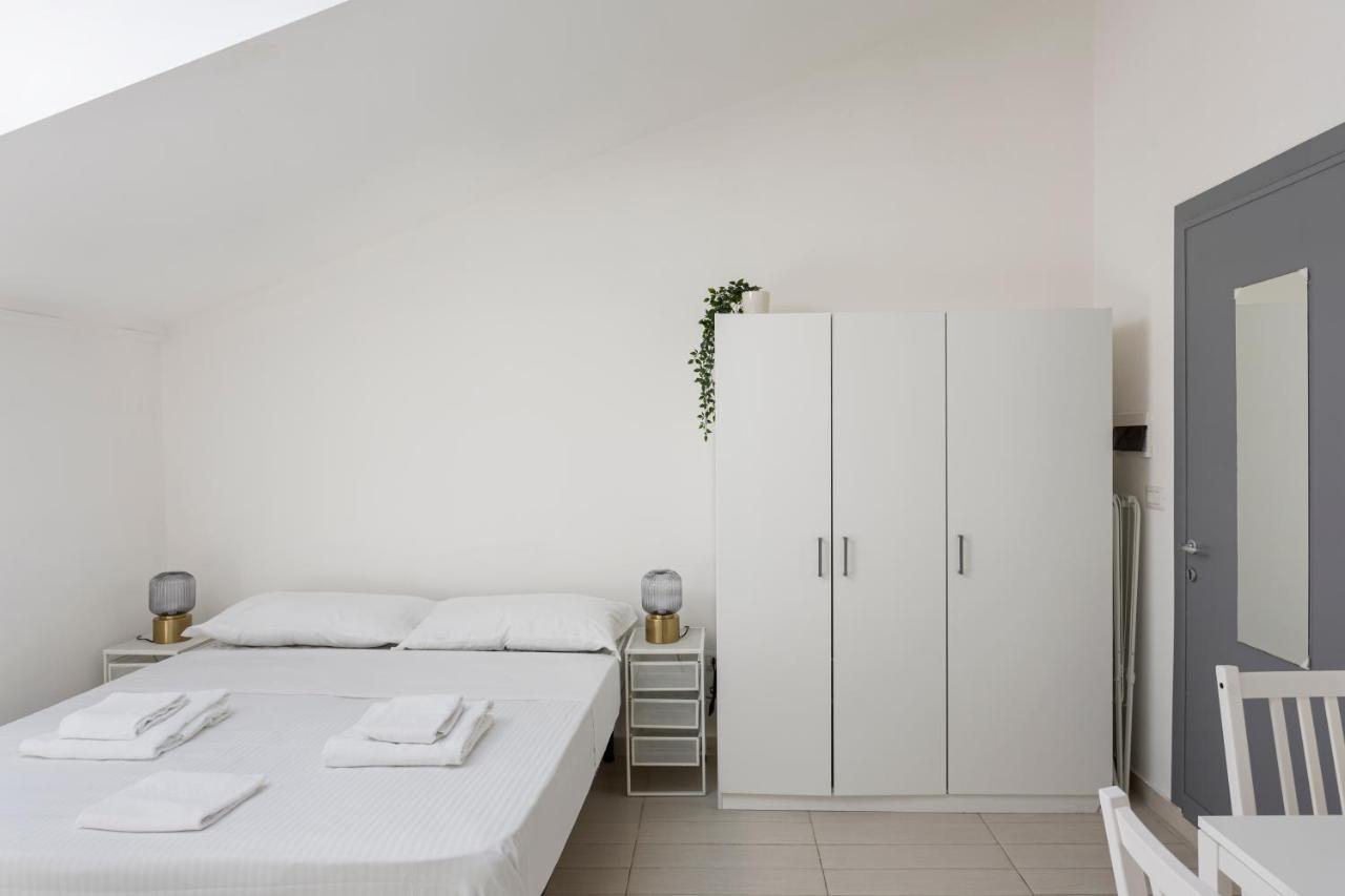 Appartement Studio Apt - Duomo 6 à Milan Extérieur photo